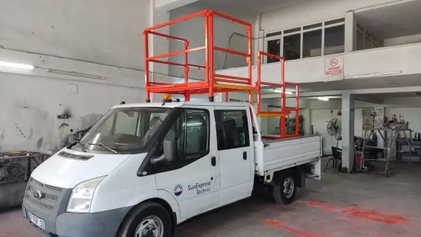 Havaalanı Yer Hizmetleri Araçları.